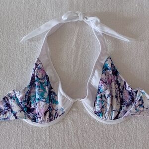 VENUS Belize Halter Bikini Top, size 38D/40C